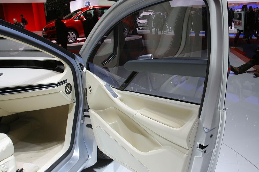  ItalDesign Go 2011 года  (фото 33 из 58)